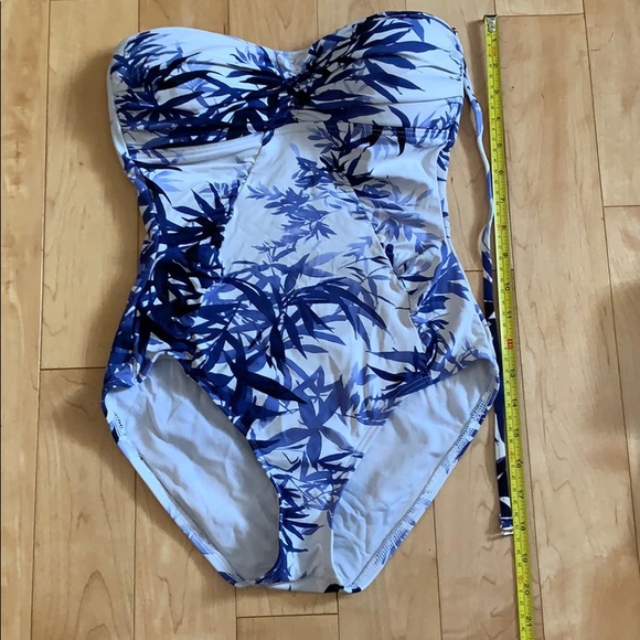 Tommy Bahama Bandeau One Piece